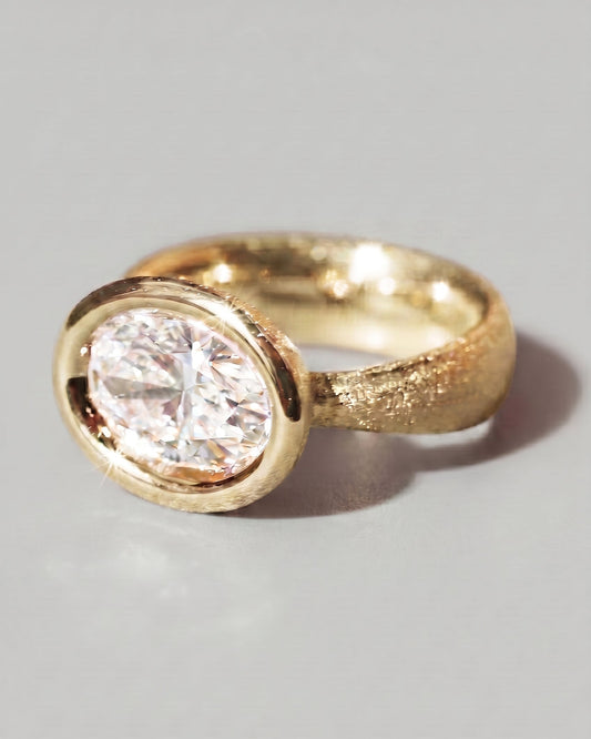 The Stella Ring